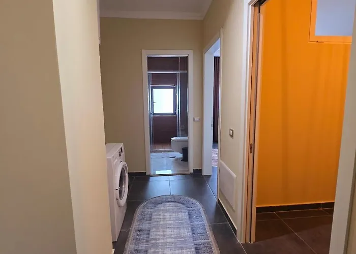 Nova Qerret Zl * Golem (Tirana)