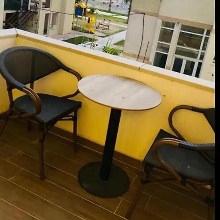 Apartment Nova Qerret