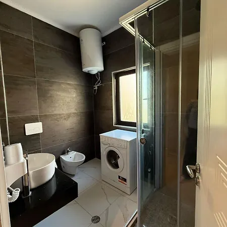 Nova Qerret Zl * Golem (Tirana)