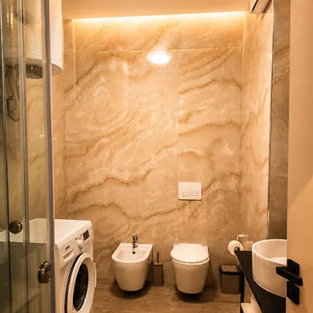 Daire Nova Qerret Zl Golem (Tirana)