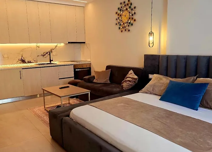 Nova Qerret Zl Golem (Tirana)